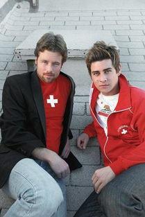 欲盖弄潮在线观看神马,揭秘网络热剧背后的风云变幻  第2张